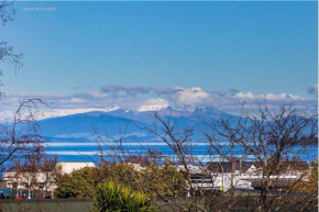 RnR Taupo - Lux Apartment within Taupo CBD